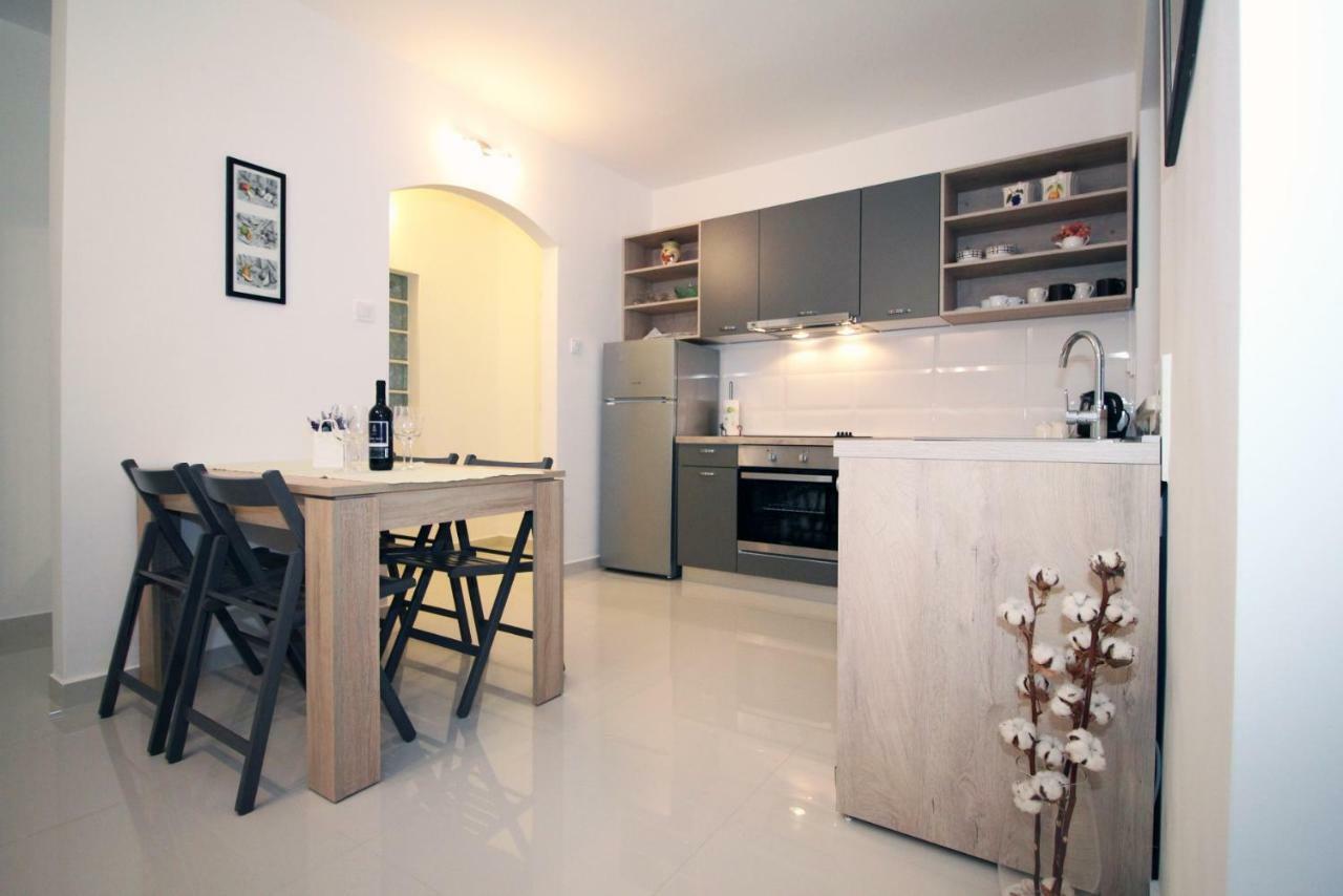 Doleco Apartment Opatija Exterior foto